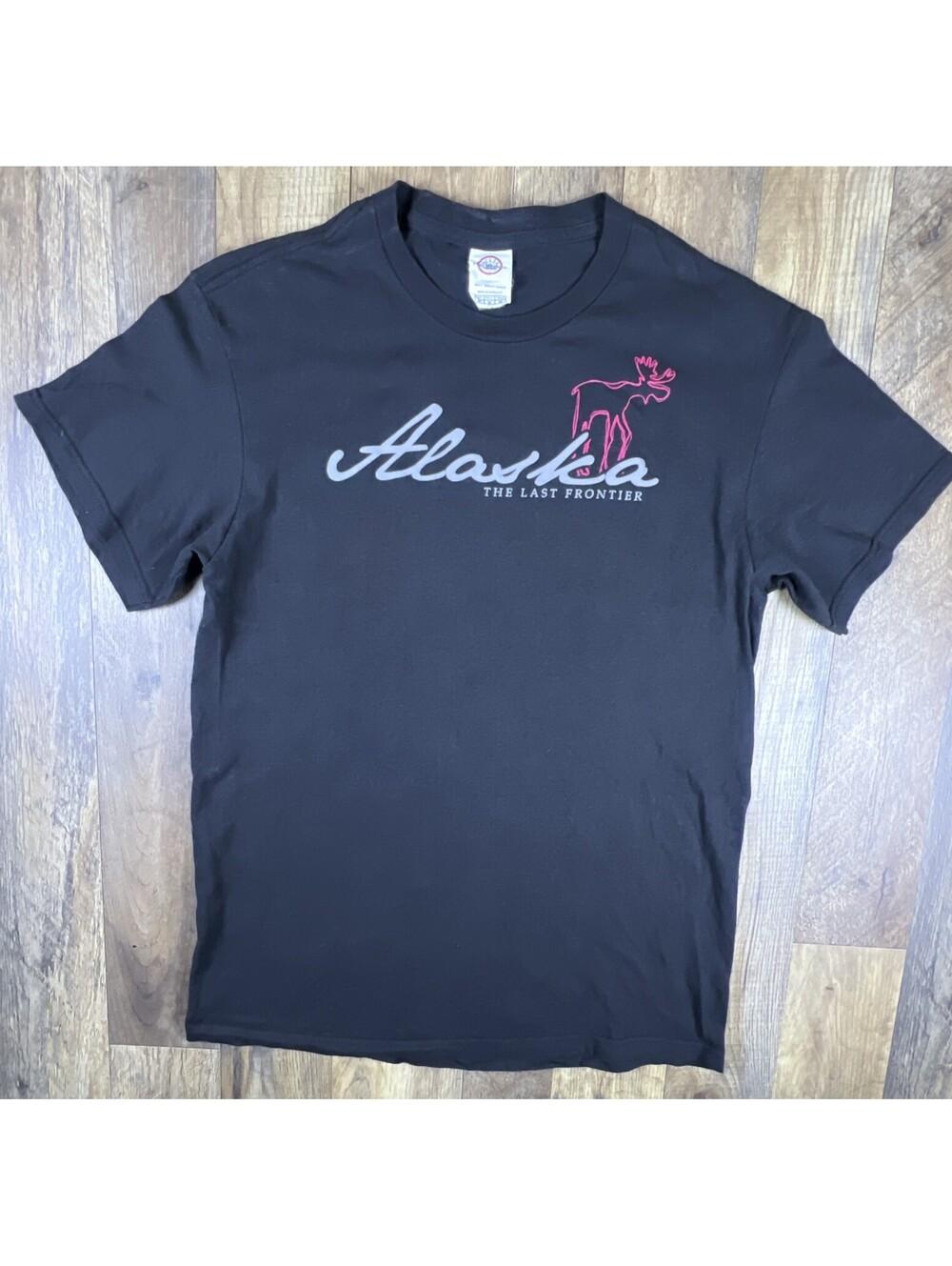 Vintage Alaska The Last Frontier Deer Elk Nature Graphic Black T-Shirt Medium